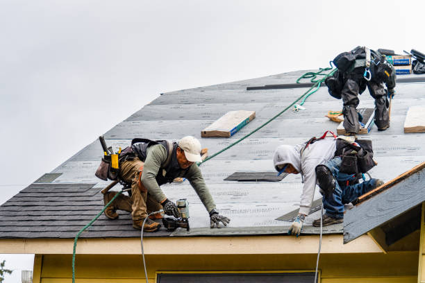 Professional Gutter Installation technician working in Glen Rock, PA